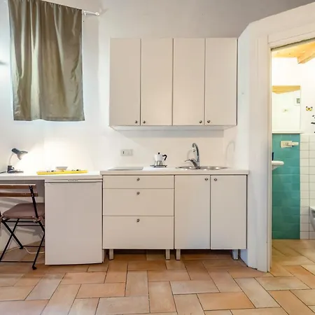 Guesthost - La Volta