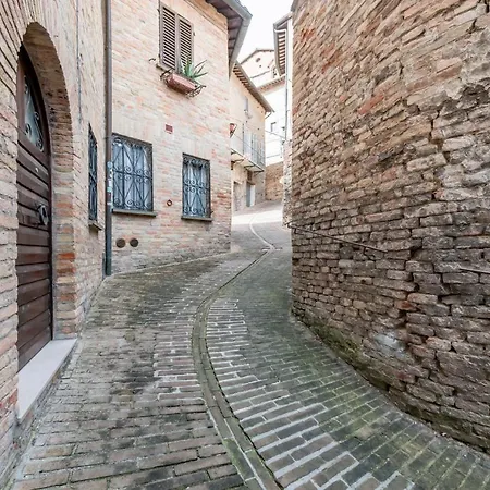 Guesthost - La Volta Appartamento *